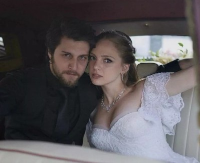 Ünlü çiftin nikâhından yeni fotoğraflar...